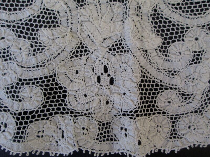 Tape - Identifying Antique Lace